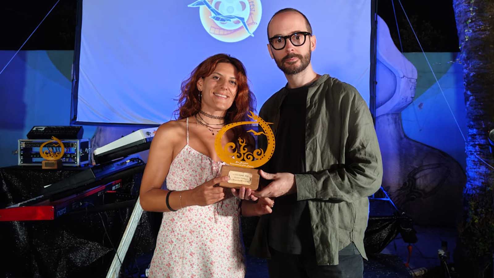 Scatto 2, pioggia sul vetro